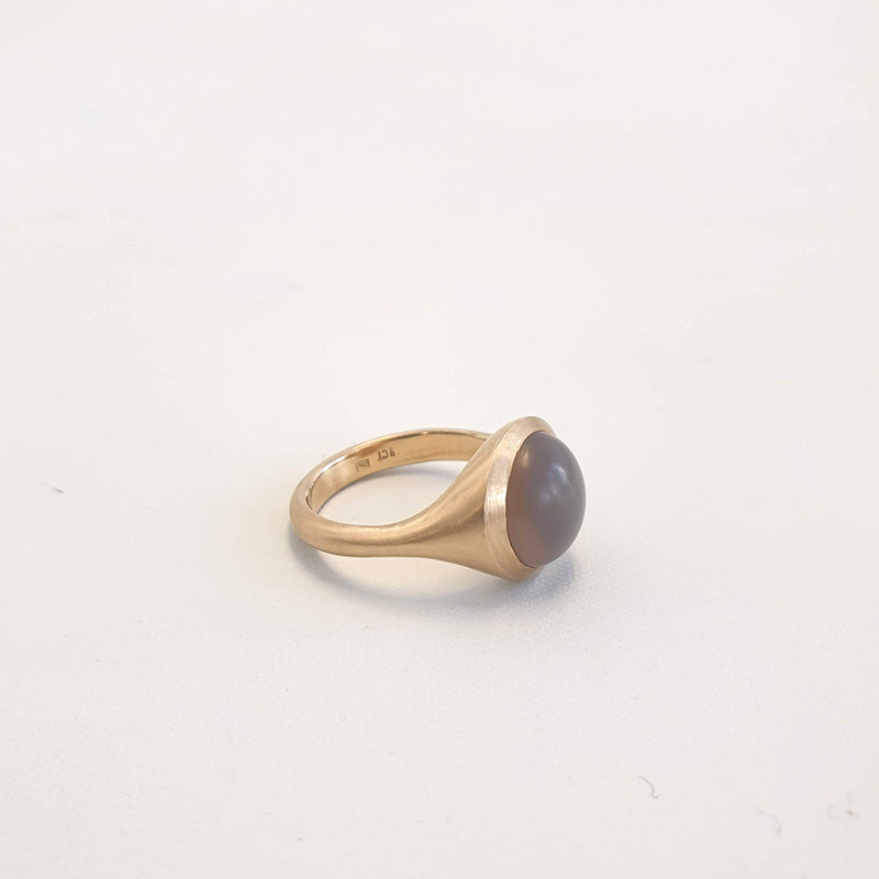 Cabochon Agate ring, 2023