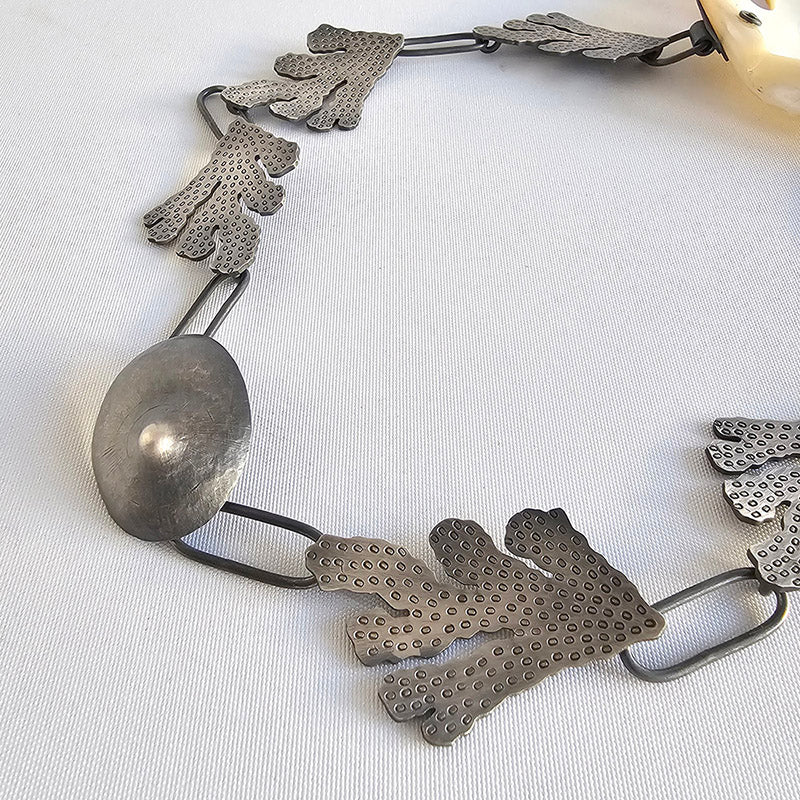 Sargasso necklace, 2025