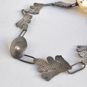 Sargasso necklace, 2025