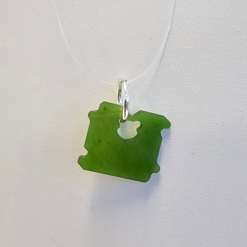 Bread tag earrings - pounamu