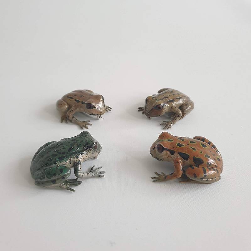 Frog Brooch Large, 2021