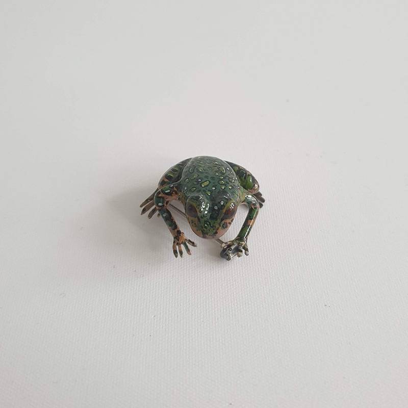 Frog Brooch Small, 2021